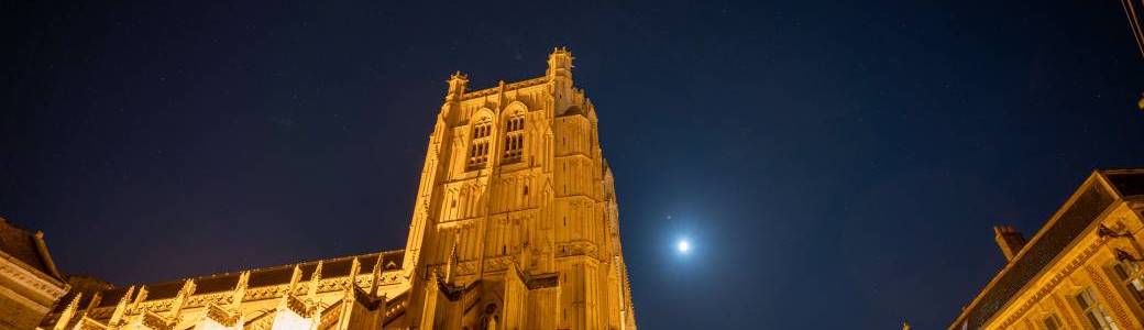 VISITE NOCTURNE | Visite à la torche de la Cathédrale Notre-Dame