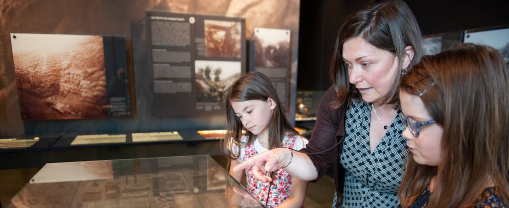 Visite sensorielle en famille au Mémorial 14-18 