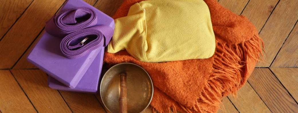 Yoga adapté à l'endométriose - 12 cours en ligne