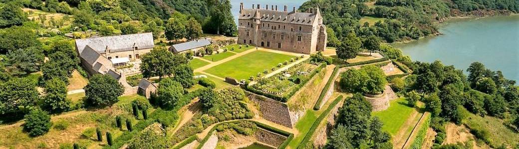 Yoga rando Château de la roche Jagu