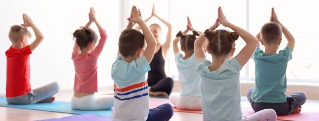 YOGA (Relier corps et musique)